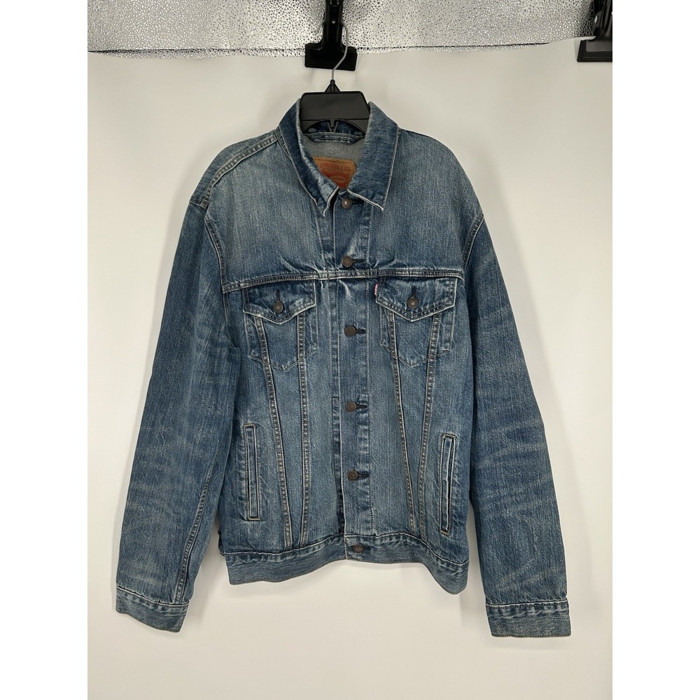 Levis Denim Jean Trucker Jacket Medium Wash‎ Blue Button Up Collared Mens Large